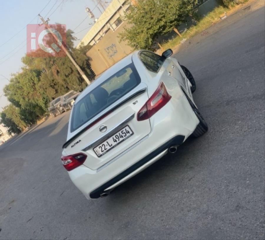 Nissan Altima